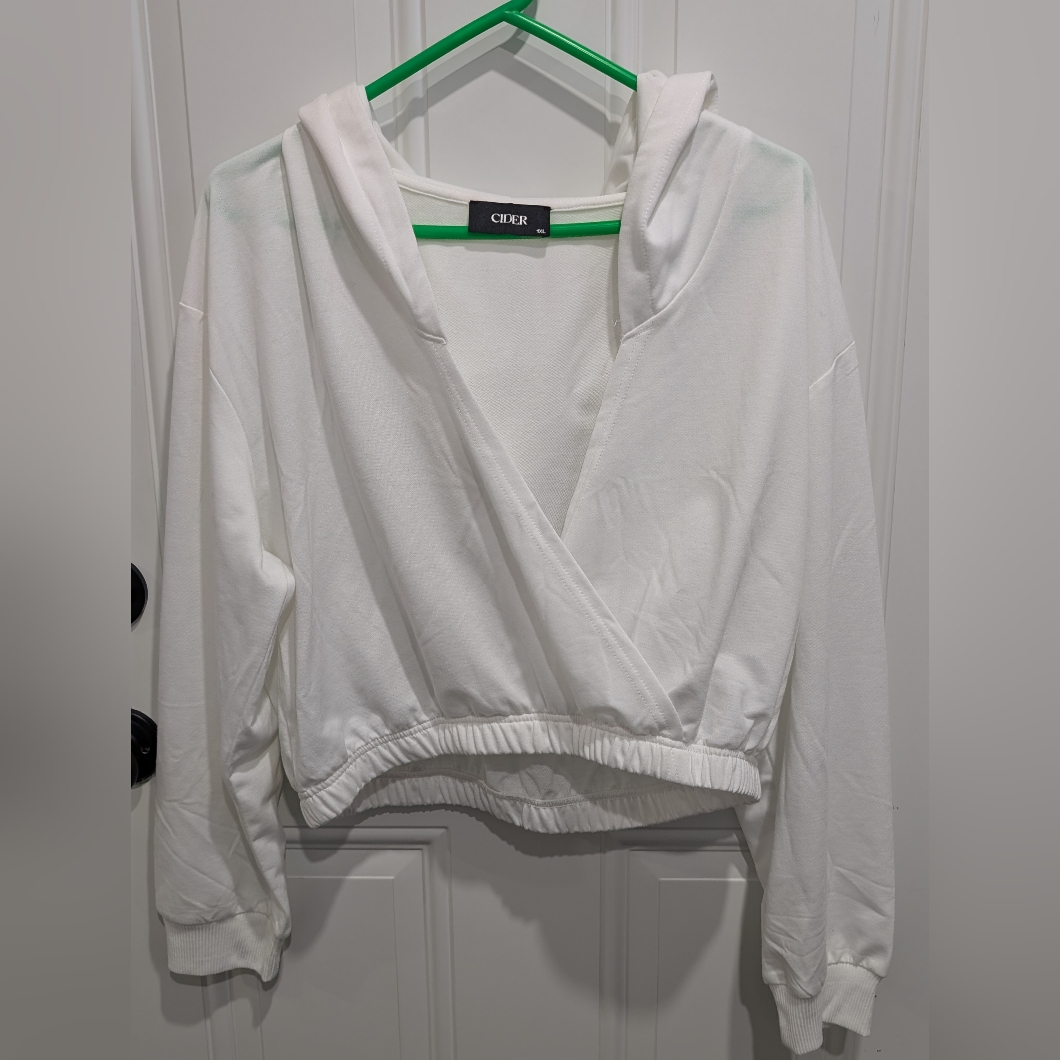 Cider White Wrap Top